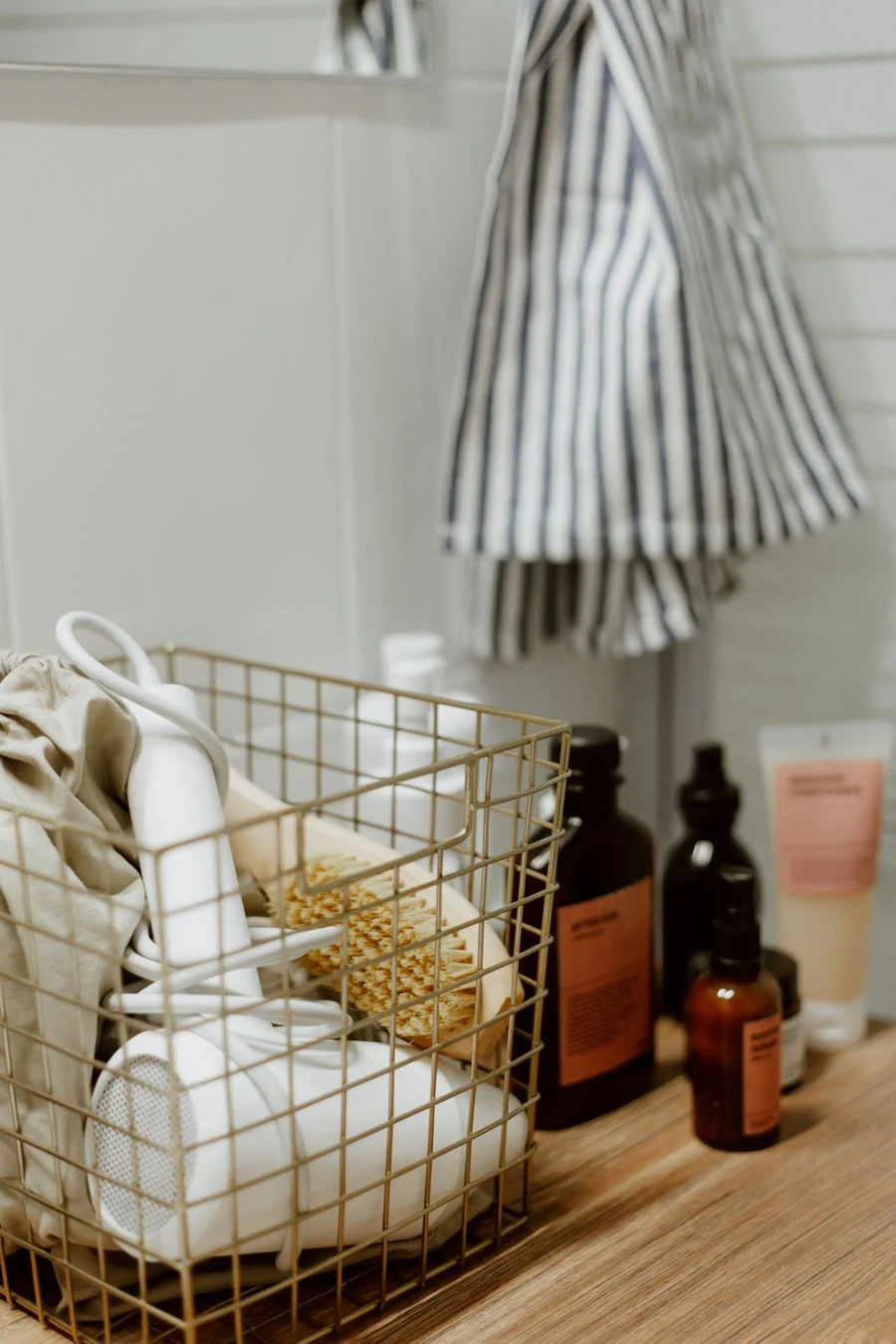 Vanity Counter Baskets for Toiletries