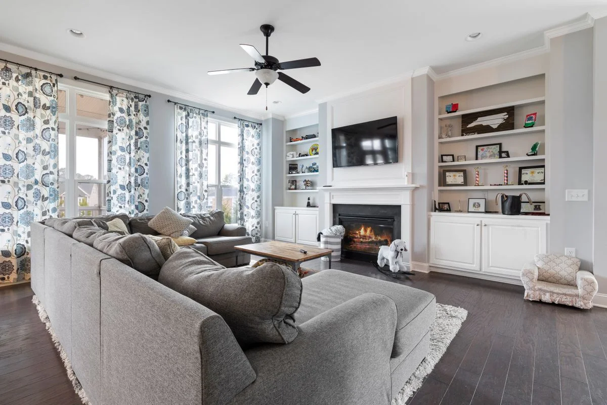 Built-in bookshelves in a traditional living room